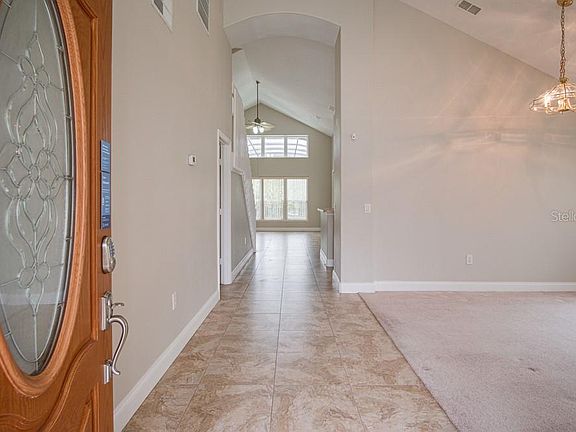 4th image of 1702 Islebrook Dr