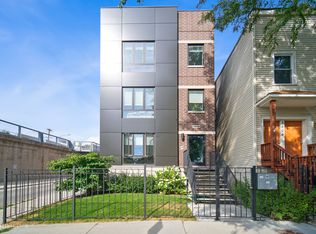1800 N Richmond St #301, Chicago, IL 60647