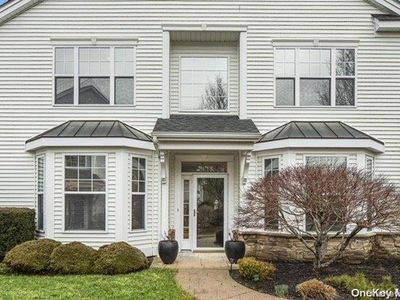 17 Concerto Court #17, Eastport, NY, 11941