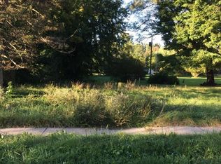 454 Riverside Dr, Watervliet, MI 49098