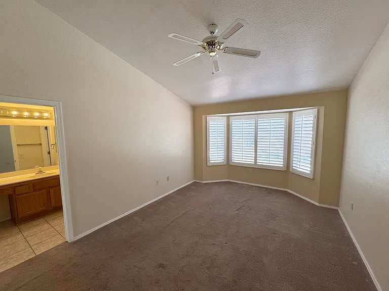 3009 Redington Dr — Photo 20