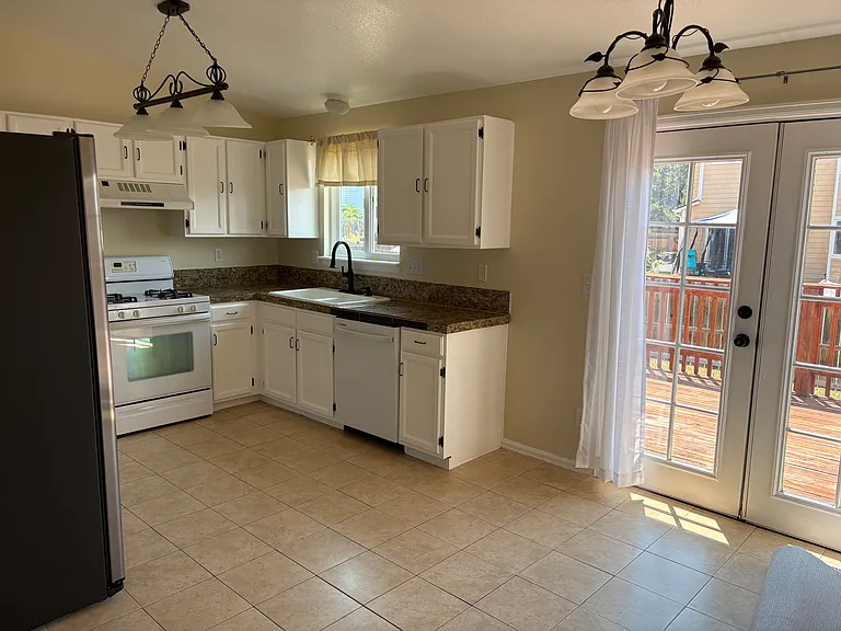 4267 S Argonne St — Photo 6