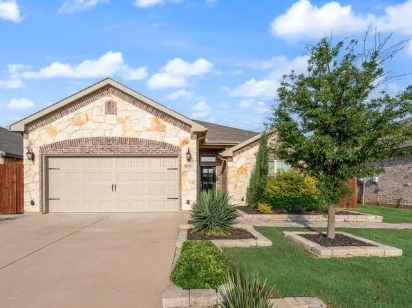 9221 Poynter St, Fort Worth, TX 76123