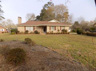 1046 Dover Cir, Sumter, SC 29154