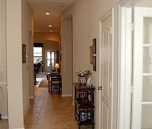 Inviting entry leads