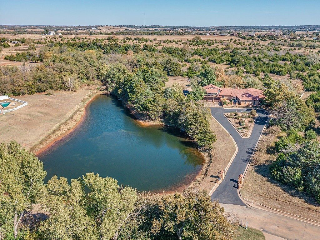 324 Huntington, Guthrie, OK 73044 MLS 1087223 Zillow