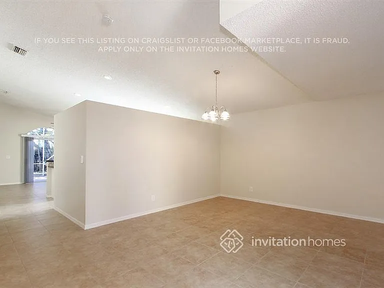 7661 Bristol Bay Ln — Photo 4