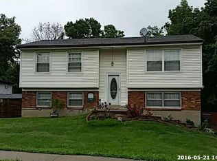 5103 Queens Castle Rd, Louisville, KY 40229