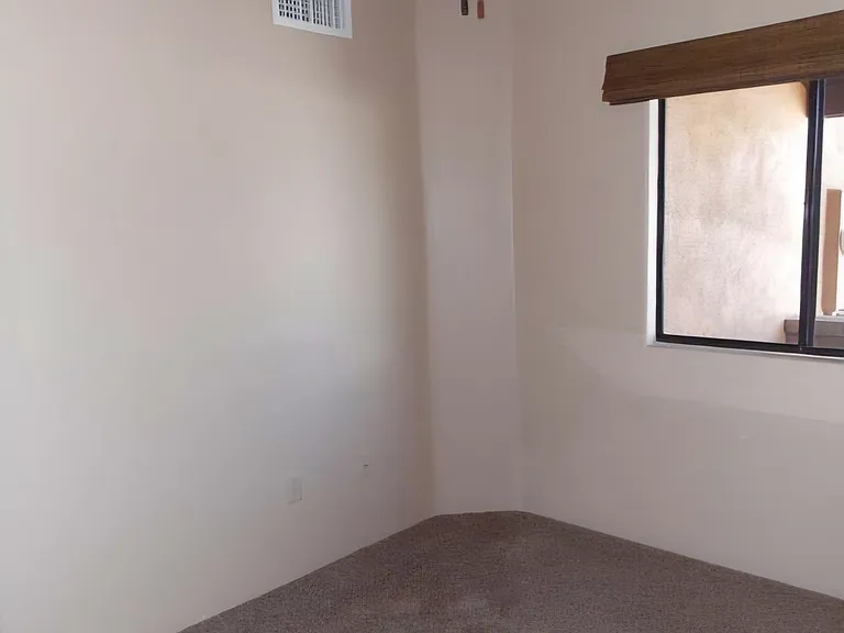 3135 N Olsen Ave — Photo 9