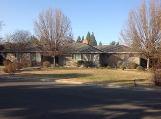 942 W Sierra Madre Ave, Fresno, CA 93705