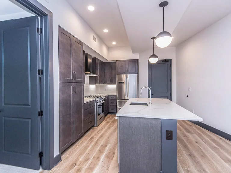 5 Gadsdenboro St #312 — Photo 6