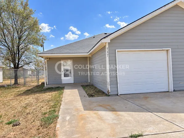 717 43rd St, Lubbock, TX 79404
