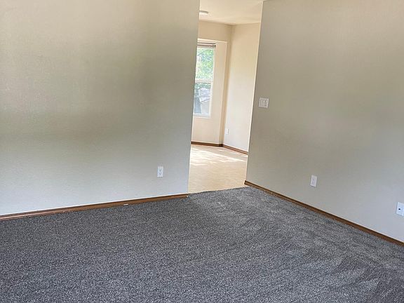 4th image of 1113 N Ada St #1115