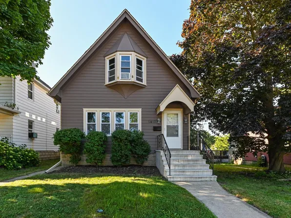 1417 Rawson AVENUE, South Milwaukee, WI 53172
