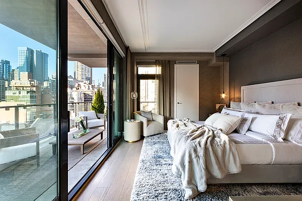 Sold by Corcoran | media 7