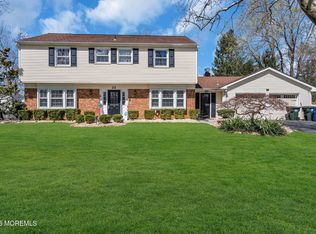 22 Collingwood Rd, Marlboro, NJ 07746