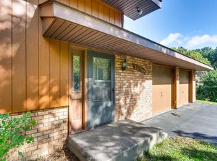 12700 Fairfield Rd W, Hopkins, MN 55305