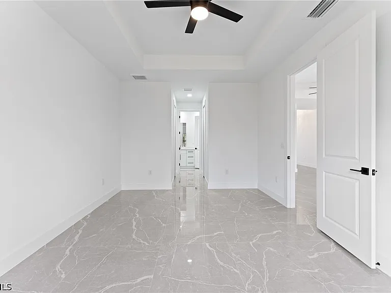1024 Chauncey Ave — Photo 11