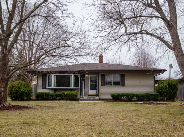 38410 N Tewes Ct, Beach Park, IL 60087