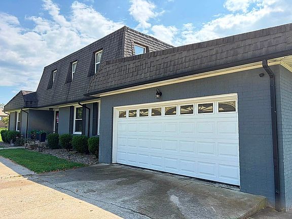 3rd image of 357 Catron Ave
