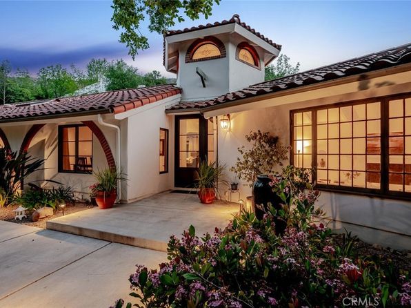 5 Flintlock Ln, Bell Canyon, CA 91307