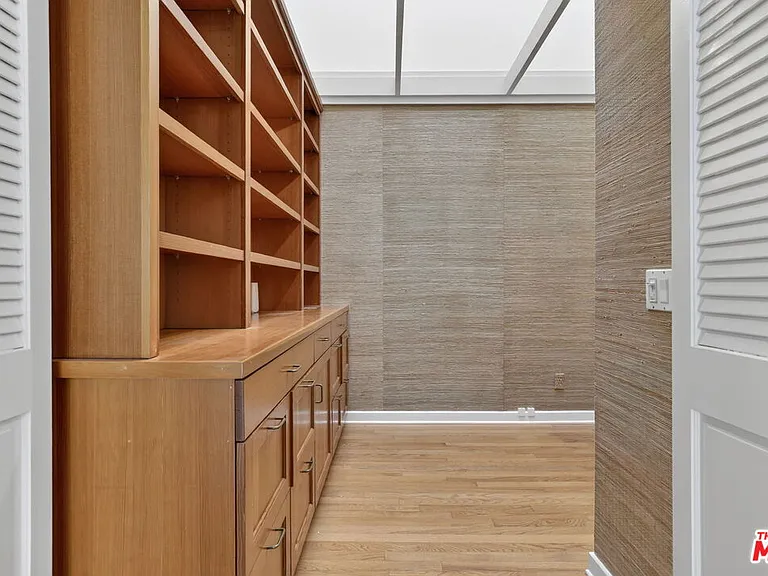 1331 Avenida De Cortez — Photo 11