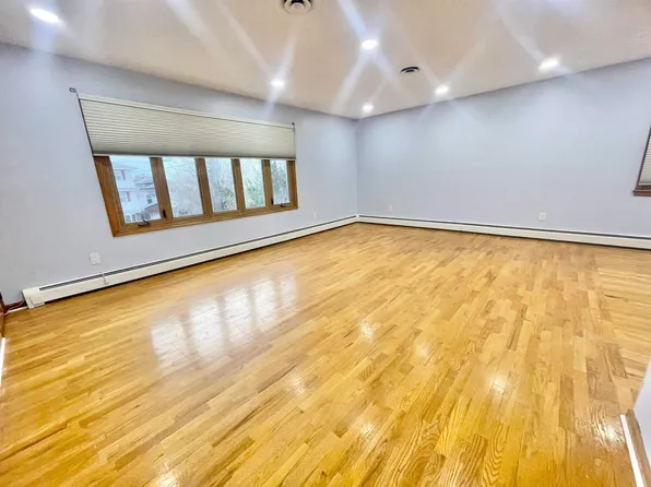 47 Country Village Court image 2 of 17