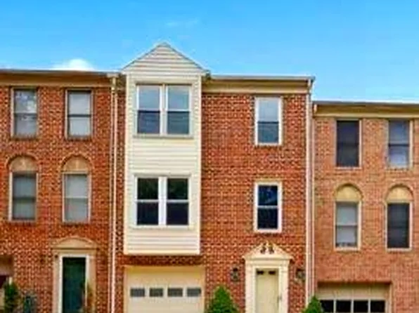 104 Rolling Hill Ct, Stafford, VA 22554