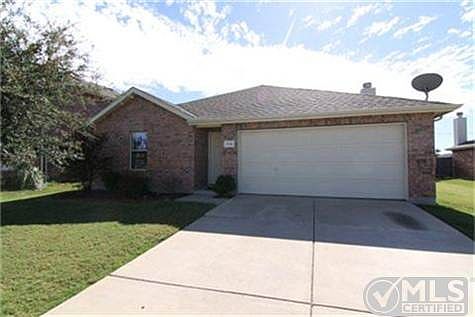 1st image of 1516 Breeze Ln