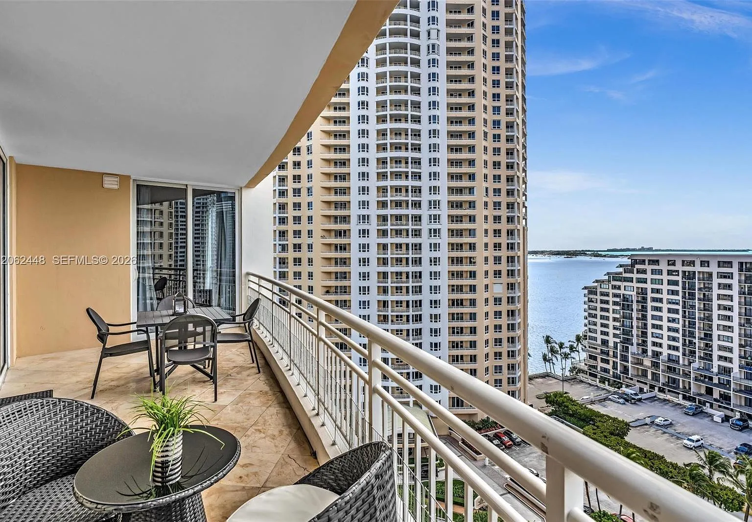 Three Tequesta Point Cond — Photo 2