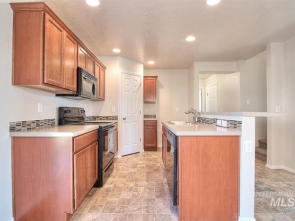 5th image of 13313 S Raritan Riv