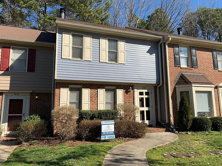 5668 Hamstead Xing — Photo 1