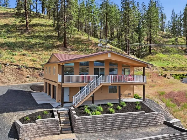 45368 Hanson Harbor Rd N, Wilbur, WA 99185