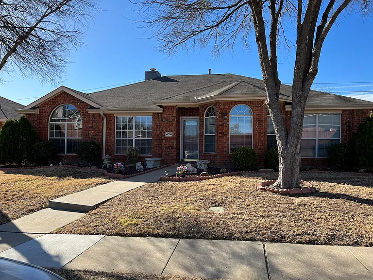 4008 Chelsea Dr — Photo 1