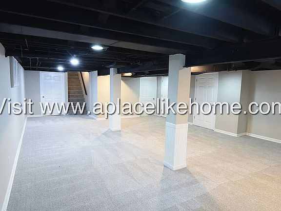 4th image of 6400 W 66th Ter