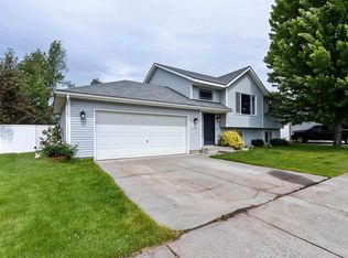 8309 N Vantage Dr, Hayden Lake, ID 83835