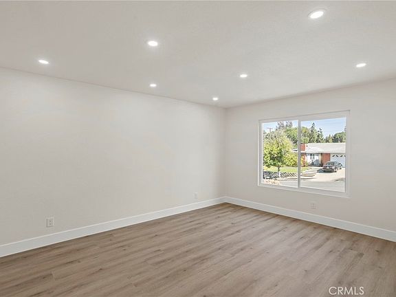 4th image of 2192 Adrienne Dr