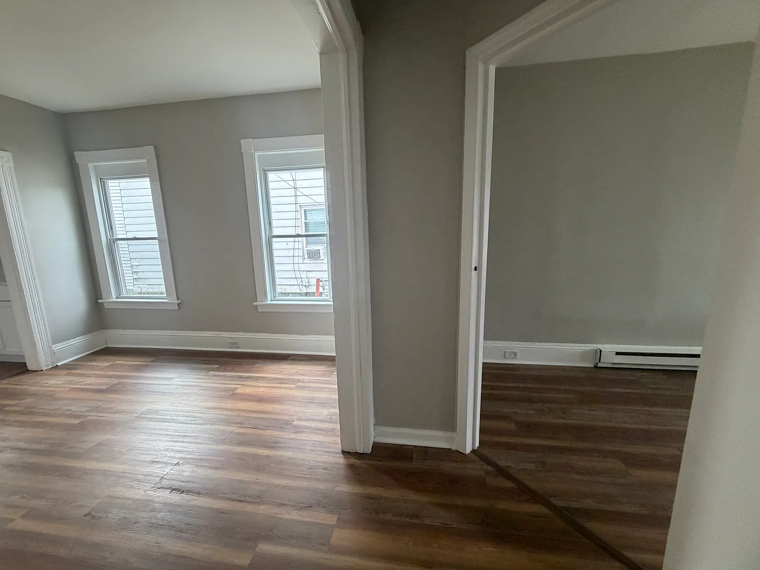 2 bed, 700 sqft, $1,700 — Photo 3