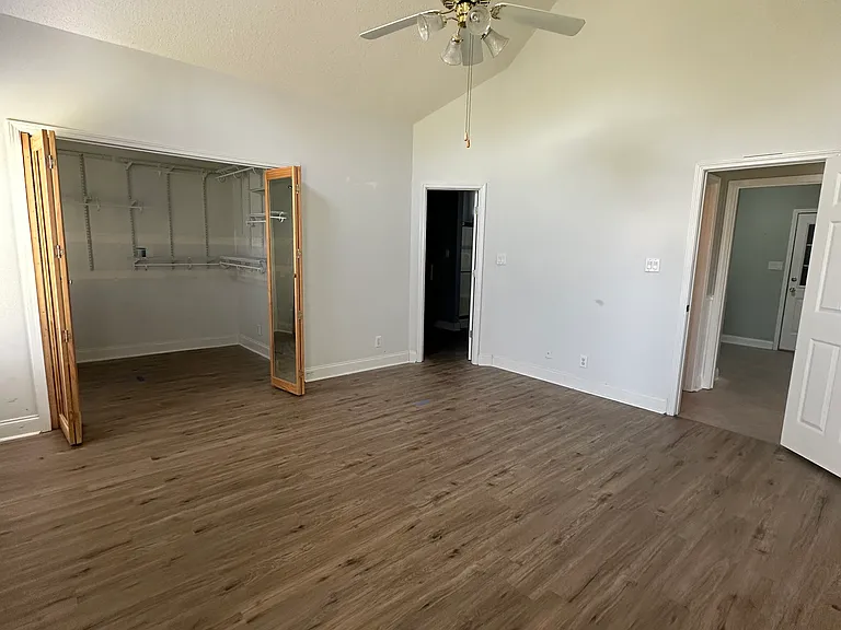104 Elderberry Ct — Photo 9