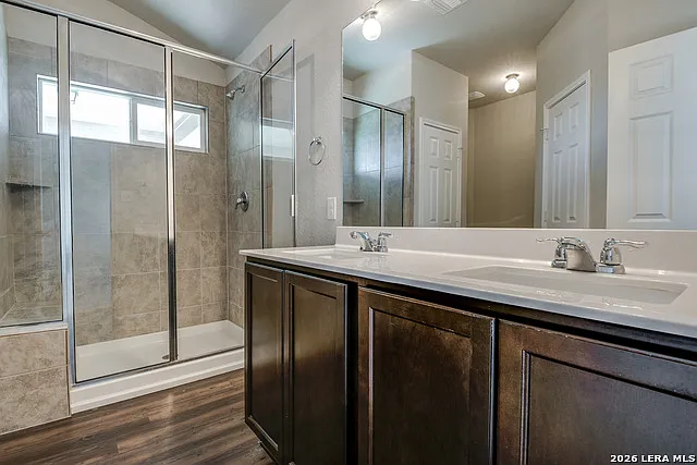 1041 Lauren St — Photo 15