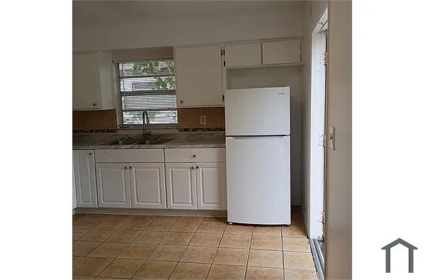 Building Photo - 4907 Temple Heights Rd #C