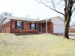 506 W 29th St, Sand Springs, OK 74063