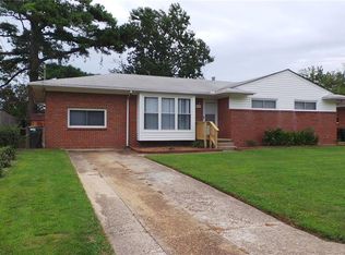 8140 Ridgefield Dr, Norfolk, VA 23518