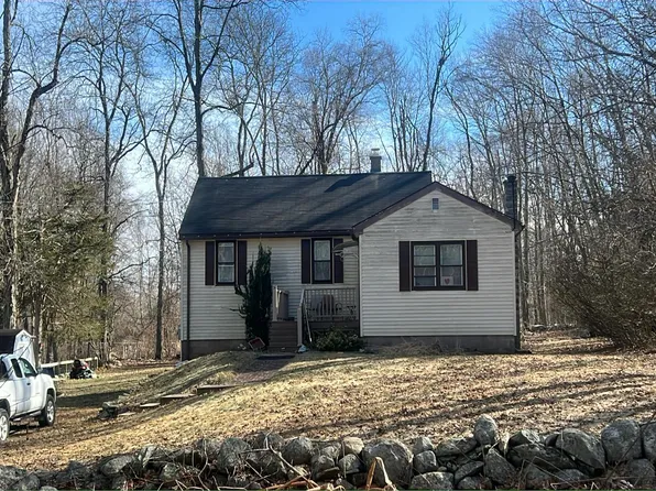 39 Gilead Rd, Andover, CT 06232