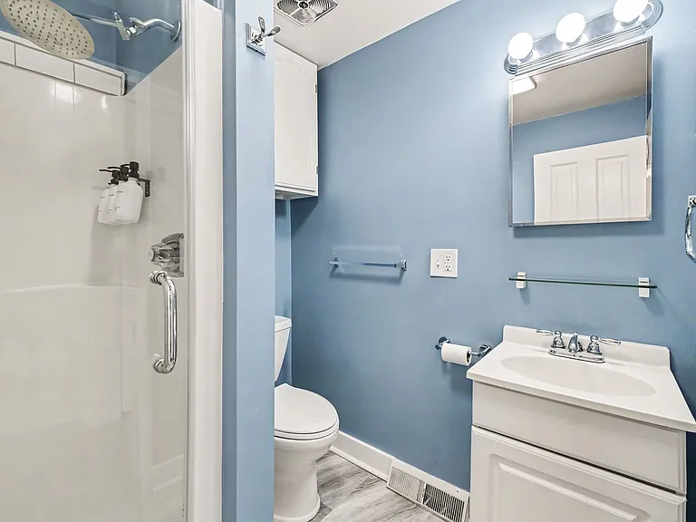 2125 Wealthy St SE #1 — Photo 29