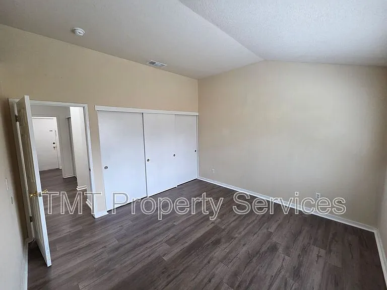 2234 Wall St — Photo 18