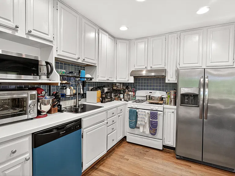 4905 Ertter Dr — Photo 9
