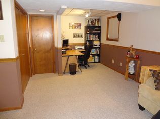 1 Janette Cir, Irwin, PA 15642