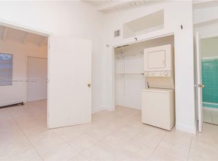 1809 SW 10th St #3, Fort Lauderdale, FL 33312