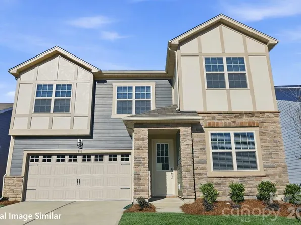 2730 Phoenix Ct, Gastonia, NC 28052